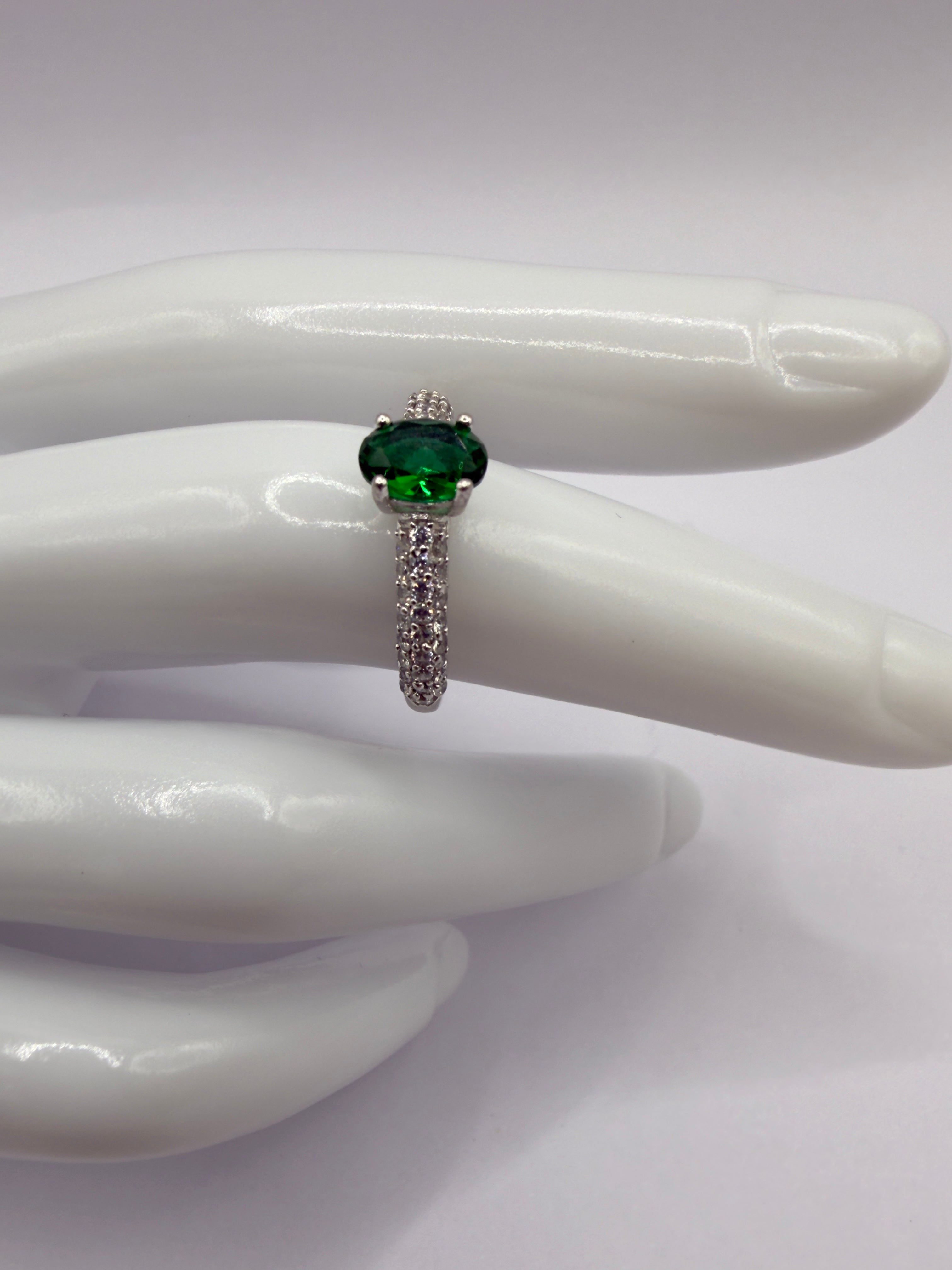 Anello in Argento925 con centrale Ovale