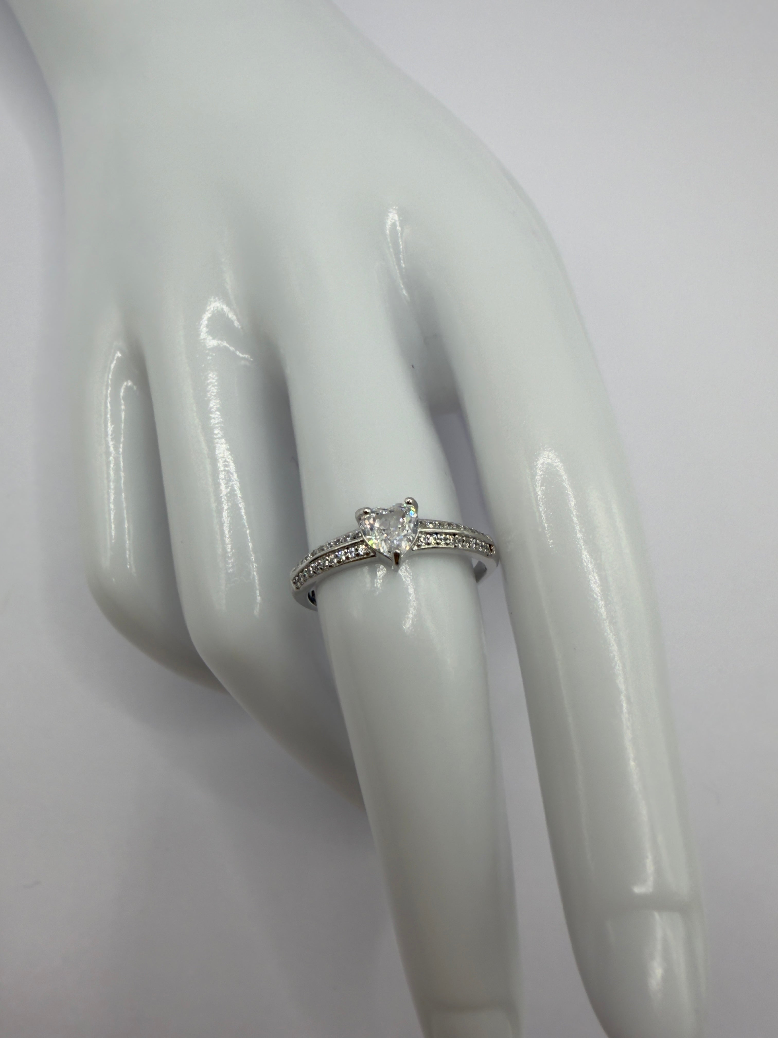 Anello in Argento925 con Zircone Cuore