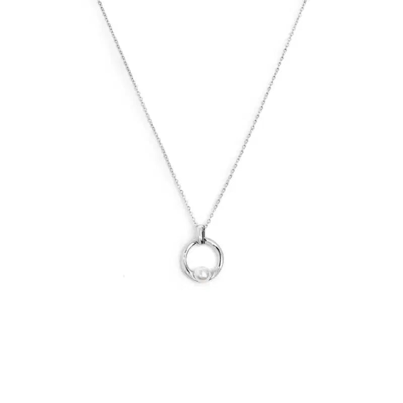 Collana catena con centrale a forma organica con perla