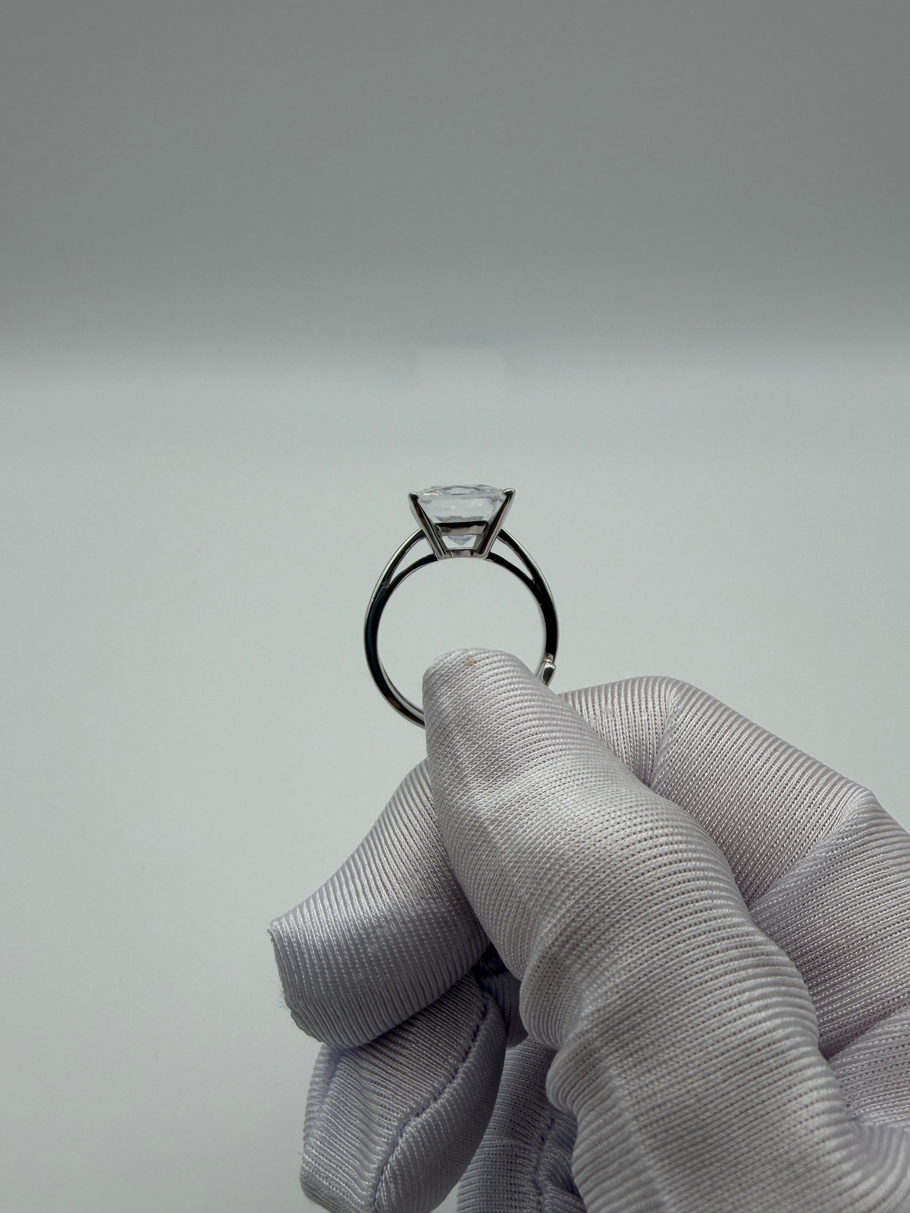 Anello in Argento925 con Zircone Quadrato