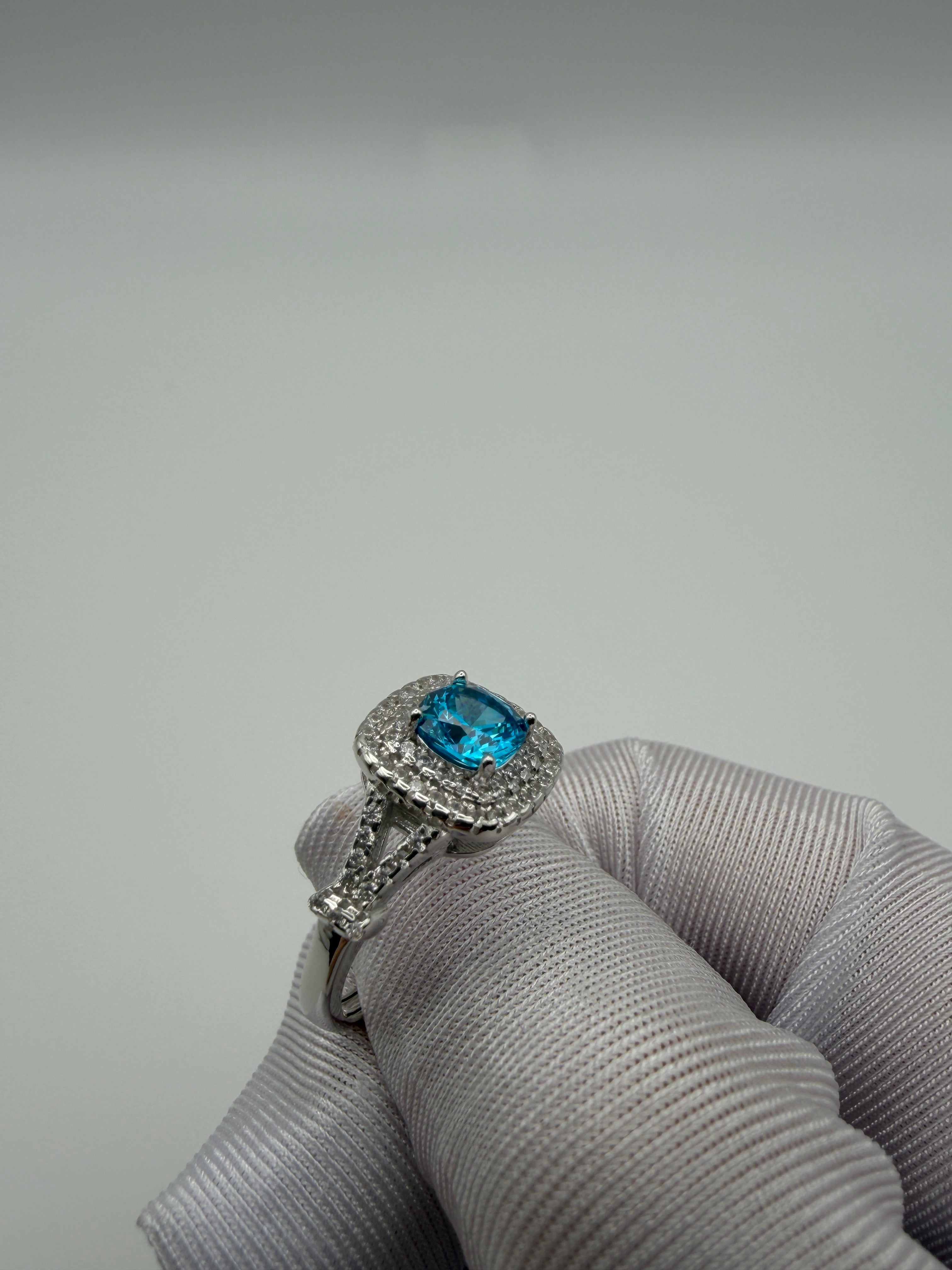 Anello in Argento925 con Zircone Azzurro
