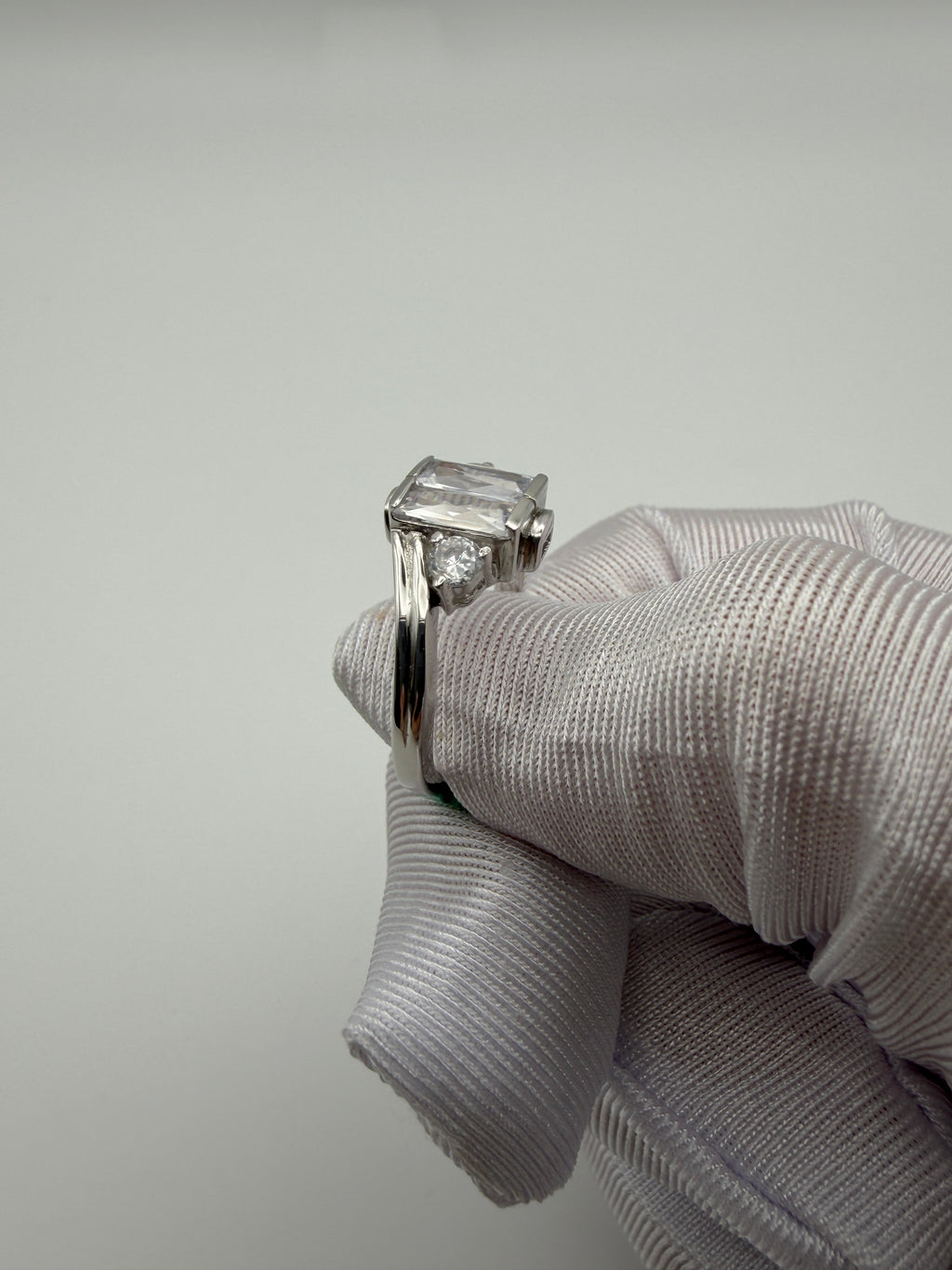 Anello in Argento925 con Zircone Rettangolare