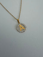 Collana in Oro 18kt con Ciondolo Iniziale e Strass
